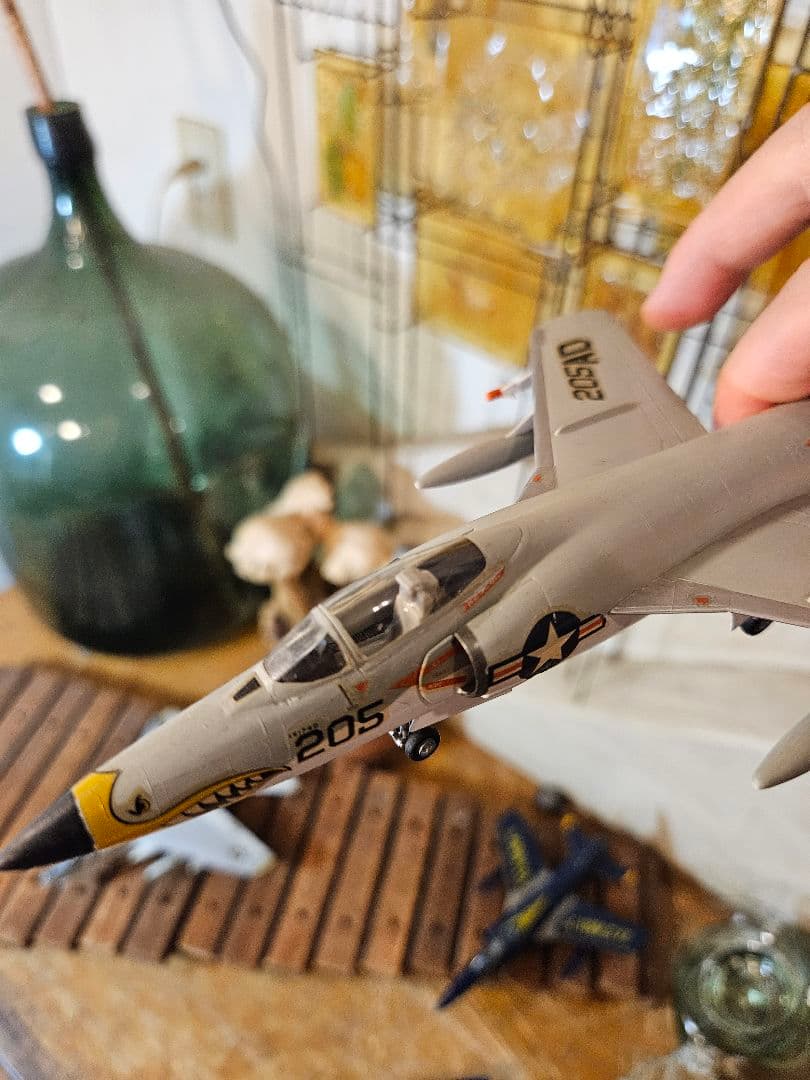 飛行機 模型 戦闘機 プラモデル パンサー ブルーエンジェル コルセア