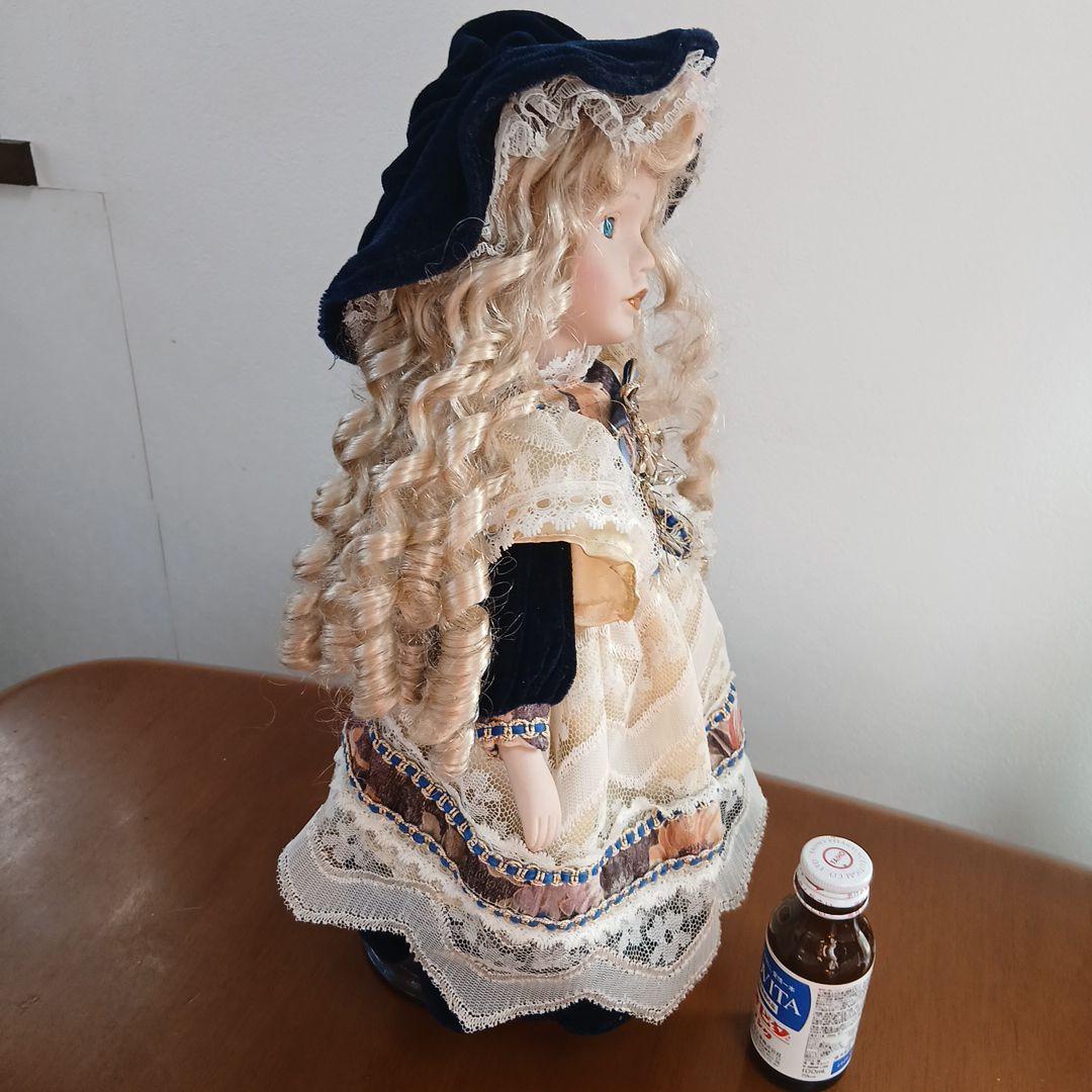 アンティーク ビスクドール 青い瞳の小女 超美品 - メルカリ