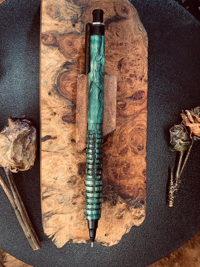 Ryokoグリーン&ブルースタビ栃縮杢・オレンズネロ0.5mm