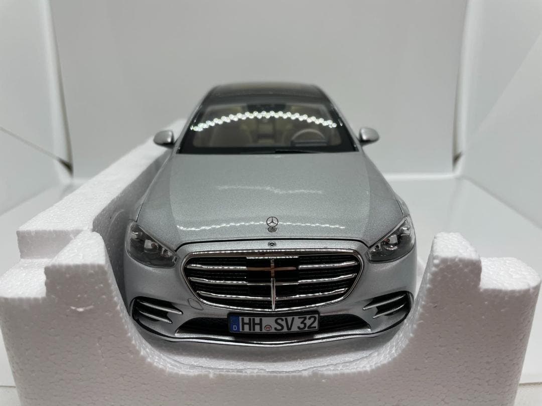 304-034 ノレブ 1/18 メルセデスベンツ S-Class AMG