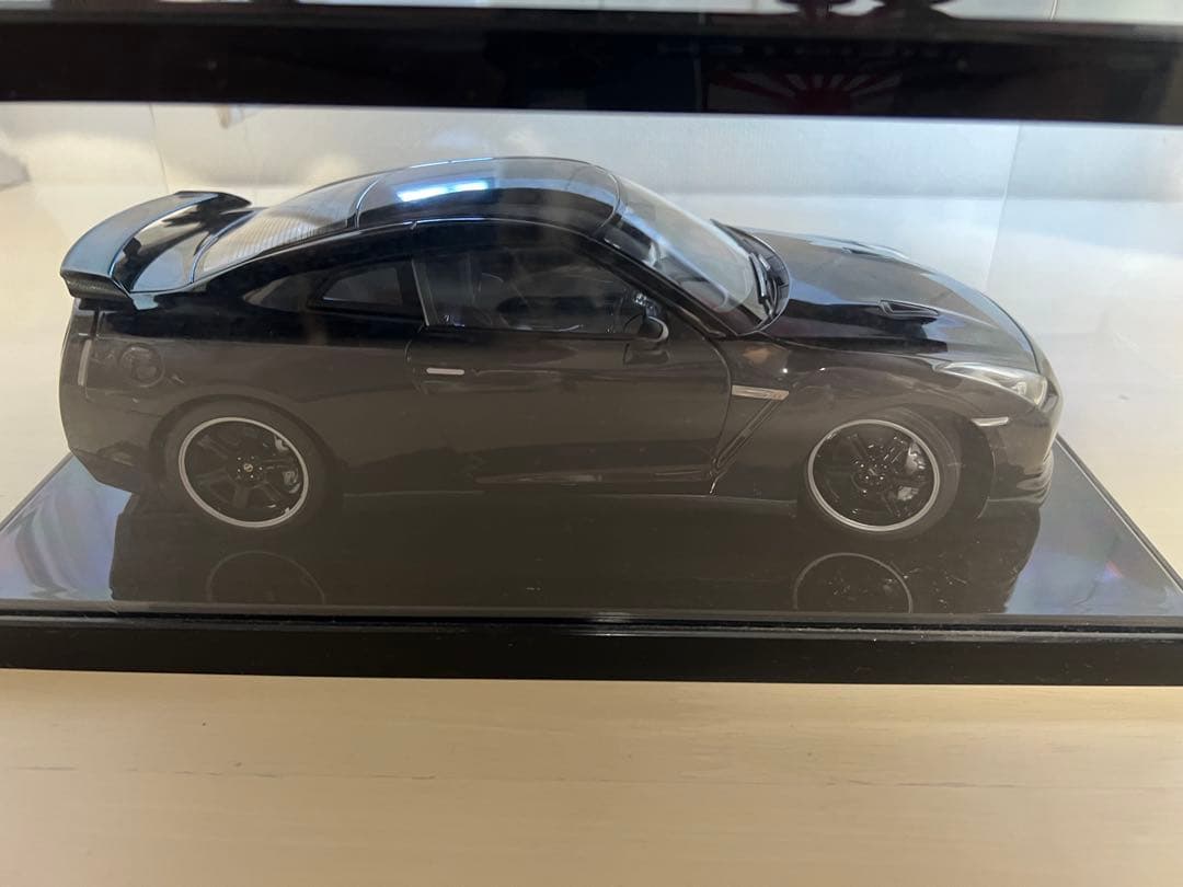 値下げしました。１/18 オートアート 5車種 透明ケース付き