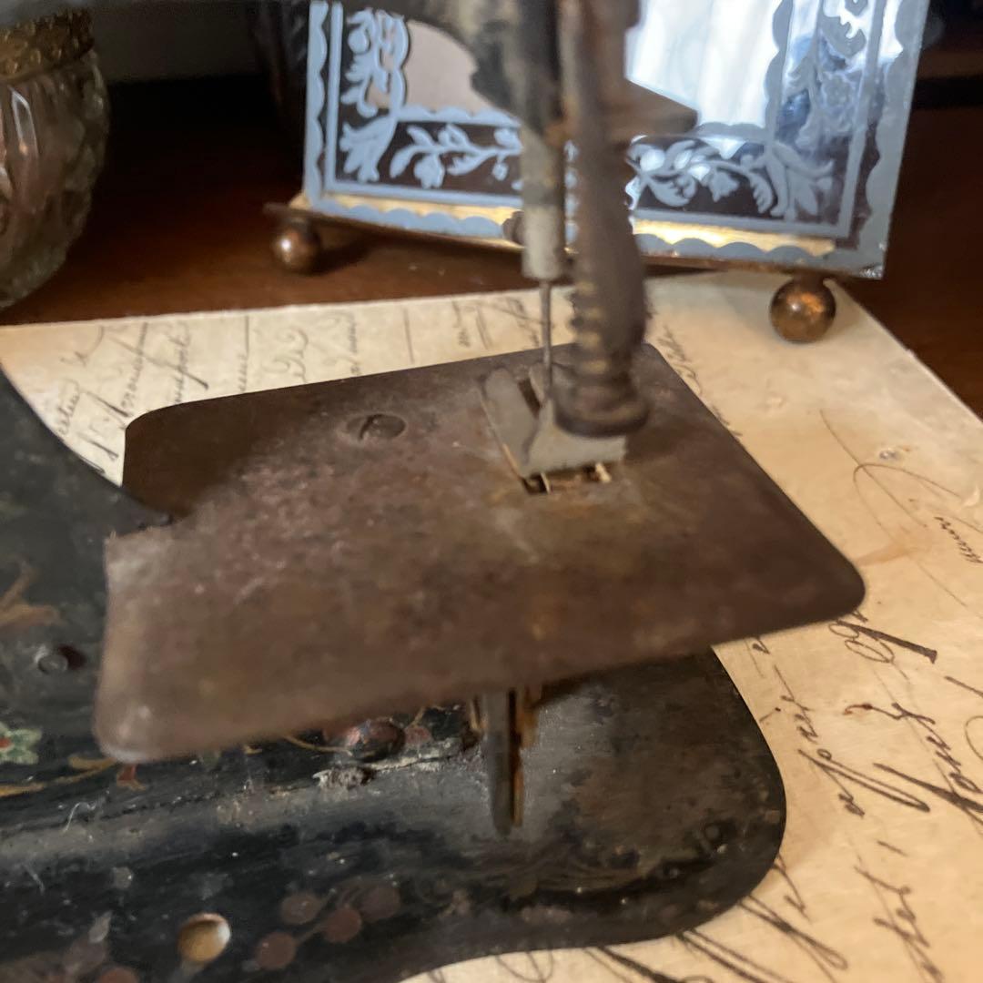 フランスアンティークトイミシン ナポレオン3世時代 希少 - WWW