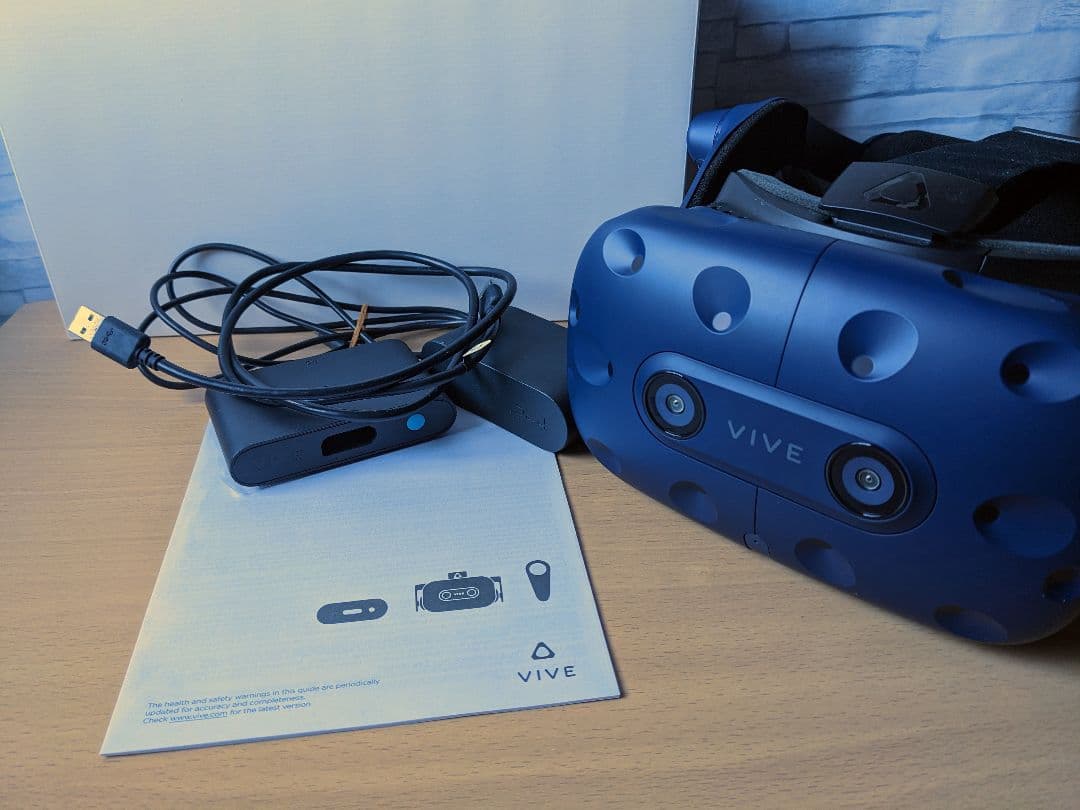 HTC VIVE PRO VR ヘッドセット HMDのみ