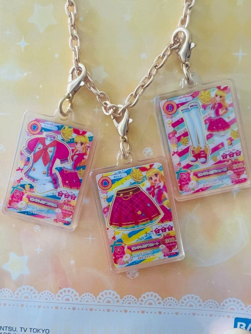 星宮いちご⭐️アイカツー番くじ ⭐️バックチャーム ❗️未開封品