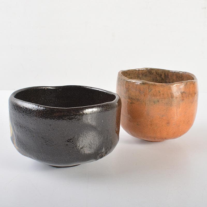 茶道具　古い赤楽茶碗　黒楽茶碗　2点まとめて　M　R6786