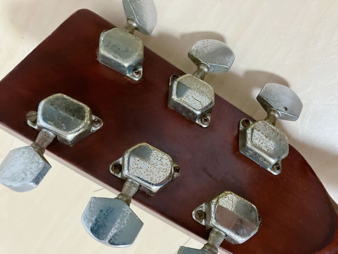 Morris モーリス　アコースティックギター　W-20 ハードケース付き