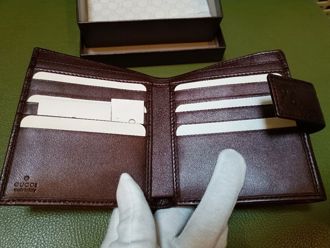 GUCCI 二つ折り財布 ワインレッド