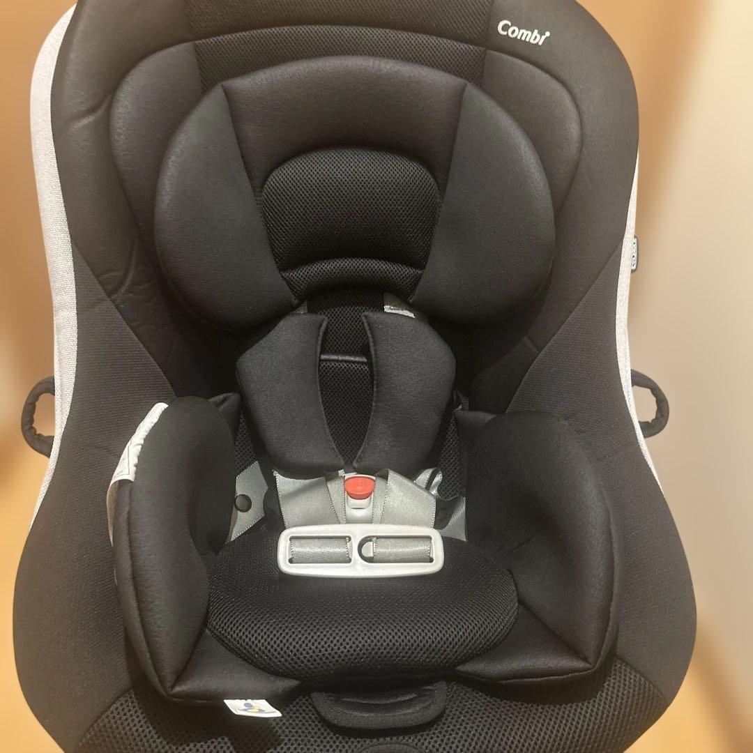 Combi 車用チャイルドシート ゼウスターン ブラック