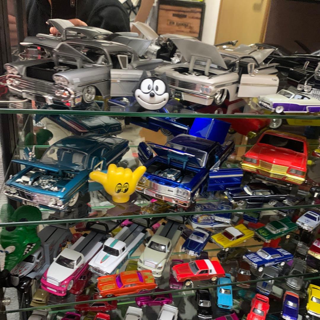 ローライダーミニカーと旧車