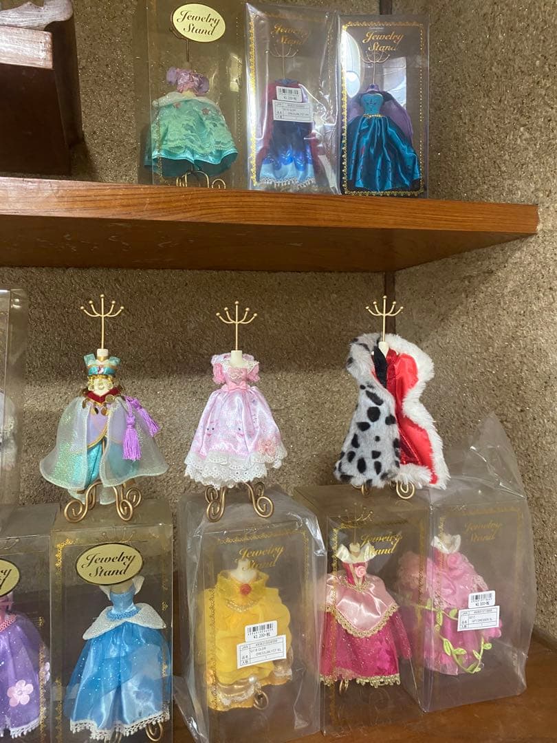 ディズニーストア　アクセサリースタンド