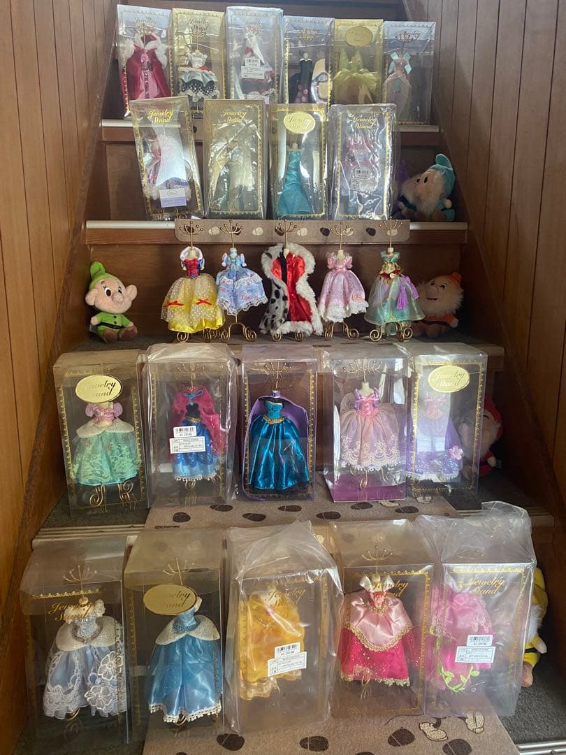 ディズニーストア　アクセサリースタンド
