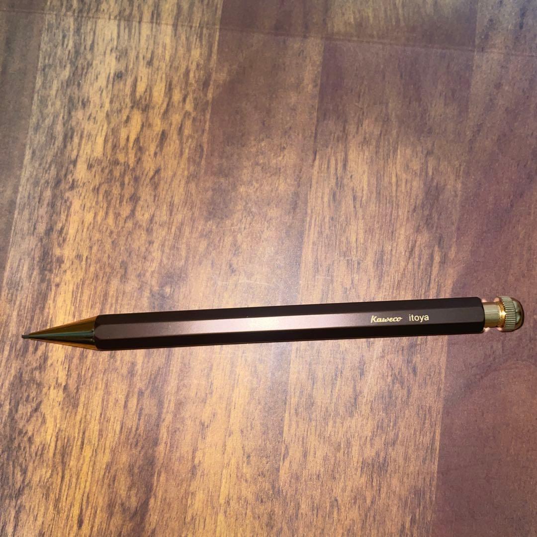 スペシャル ペンシル 0．5mm | 伊東屋オンラインストア カヴェコ