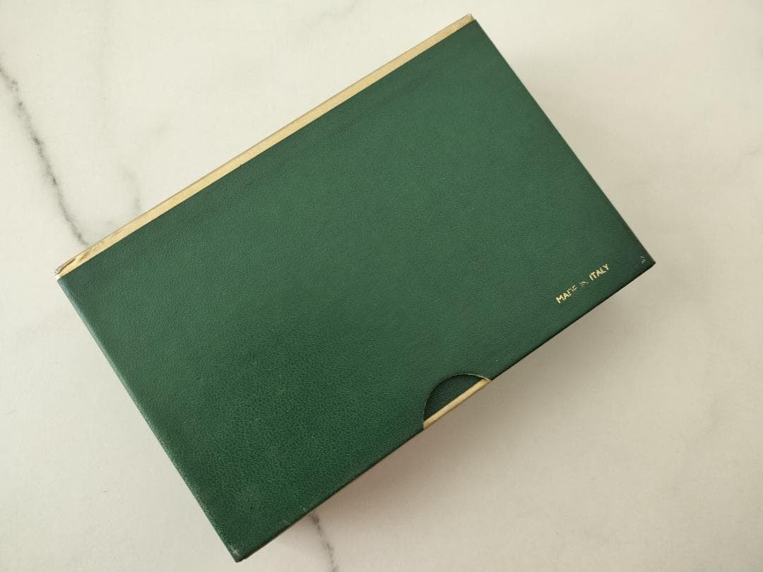 プ*ん様 【未開封】GUCCI トランプ2個 ボックス付き オールドグッチ ビン