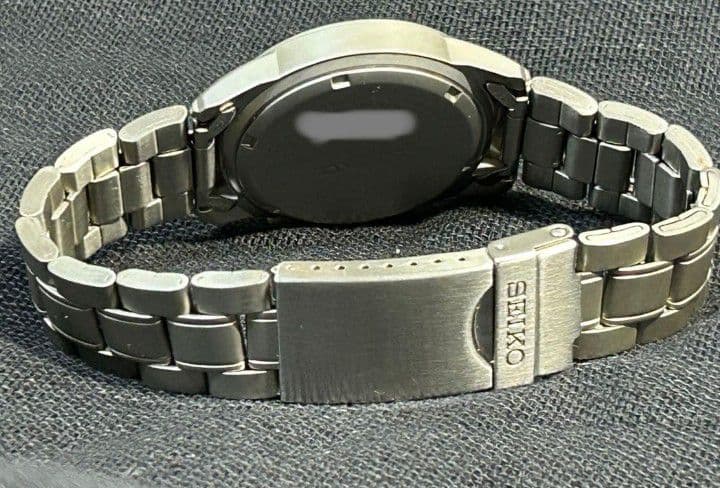 SEIKO クロノグラフ 腕時計　文字盤ネイビー【稼働美品】