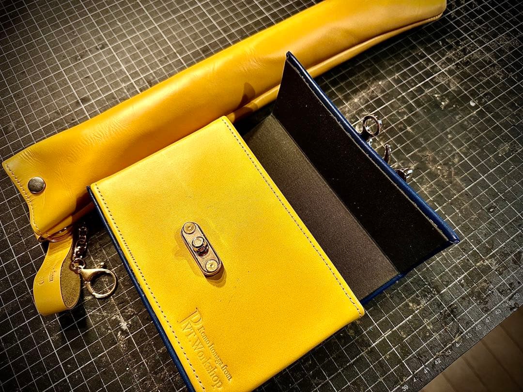 10月SALE品！Pvt.Workshop 本革　デッキケース　プレマケース