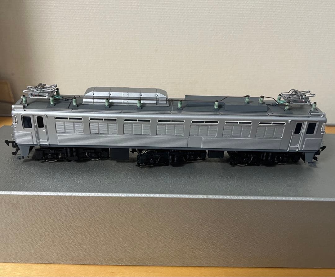 国鉄交直両用電気機関車EF81 300番代 関門タイプ ブルトレから貨物まで