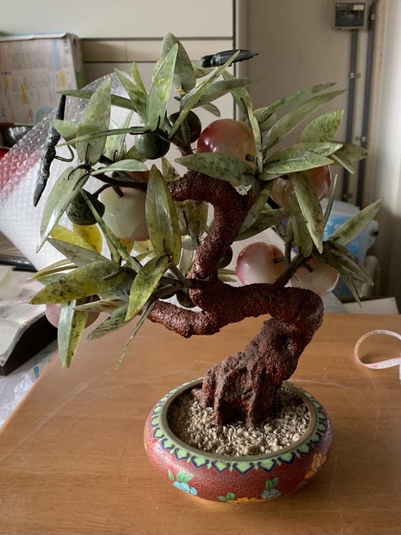 中国美術 翡翠製 桃の木 盆栽 置物 玉石彫刻 現状品!! - メルカリ