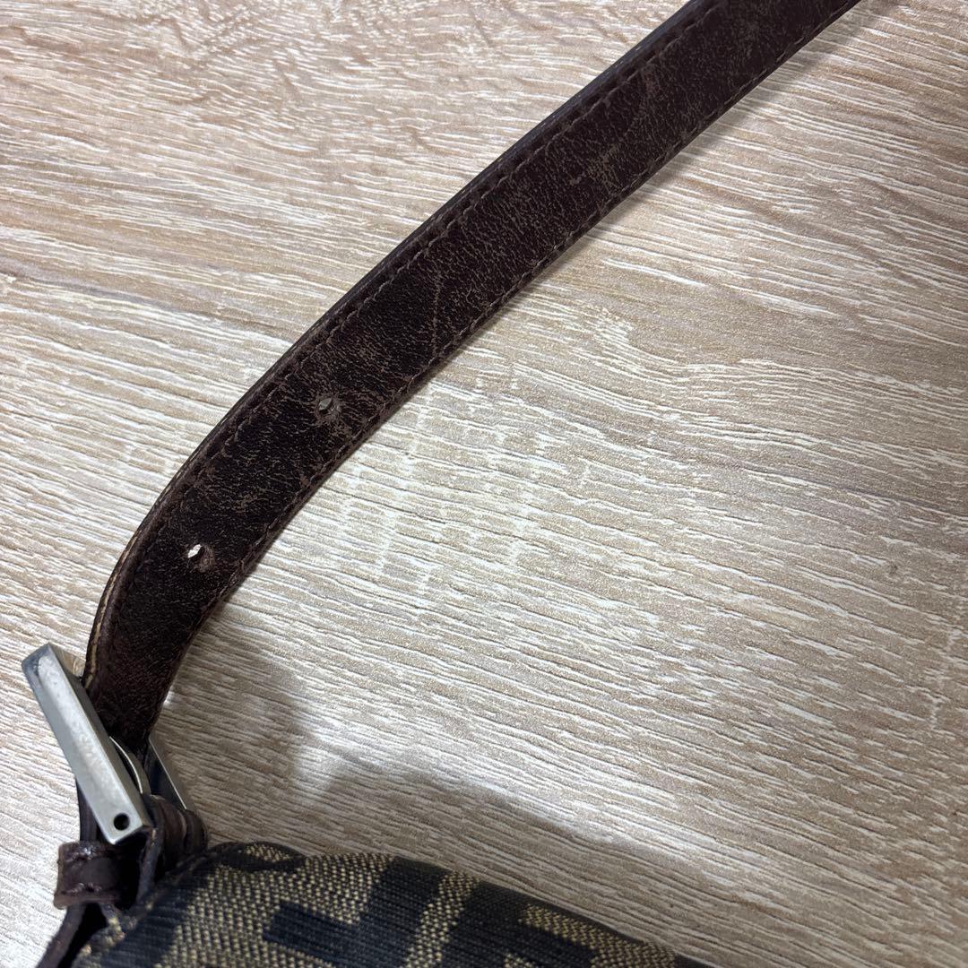 FENDI バッグ　ショルダーバッグ