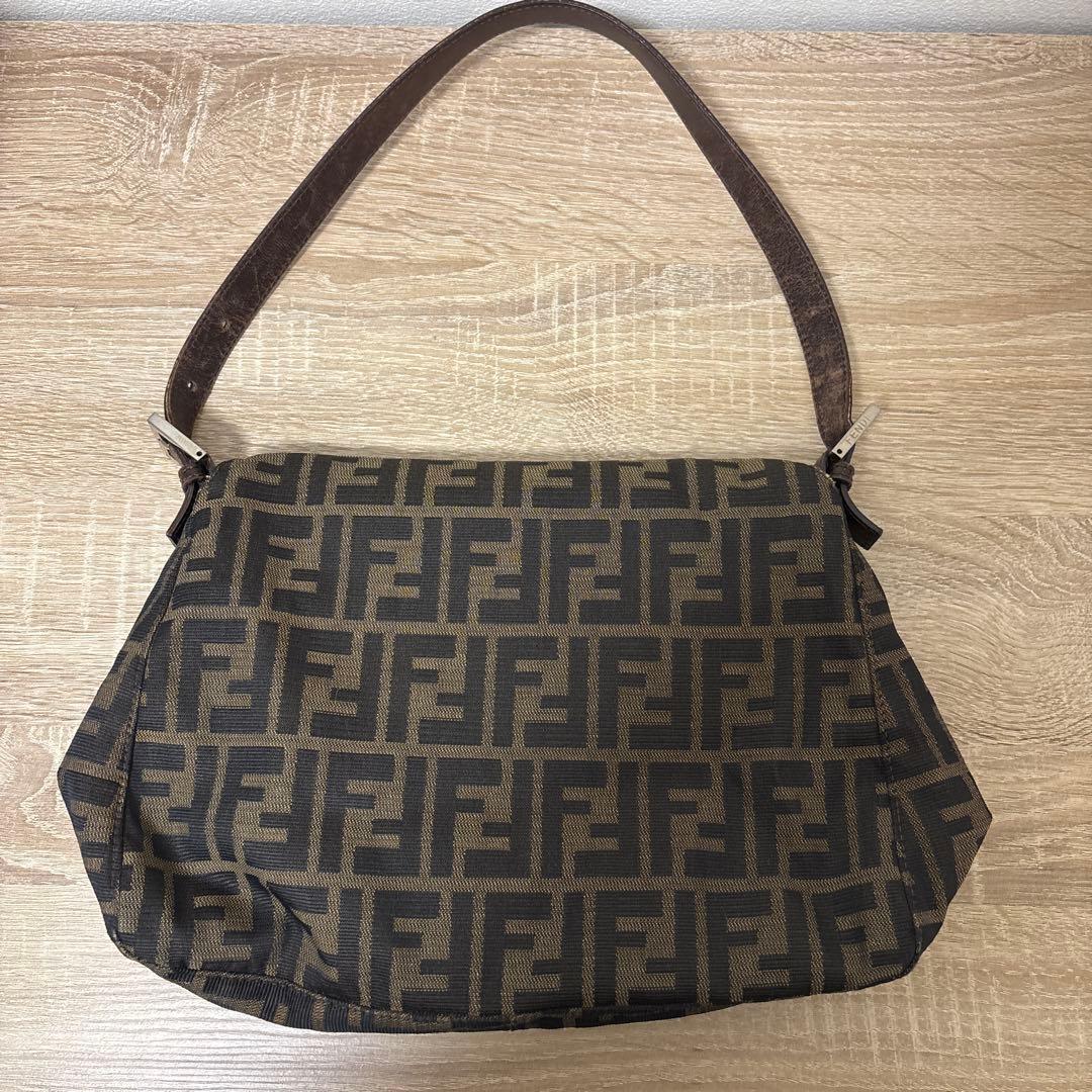 FENDI バッグ　ショルダーバッグ