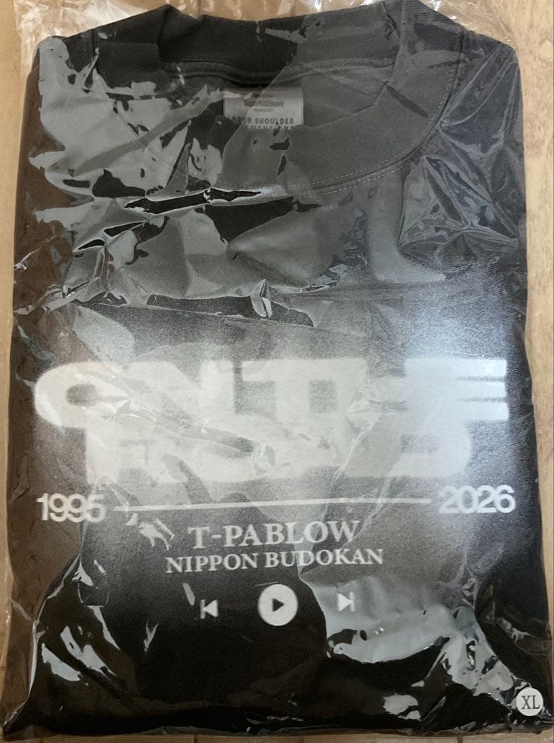 T-Pablow ON THE ROAD LOGO T-SHIRT - メルカリ