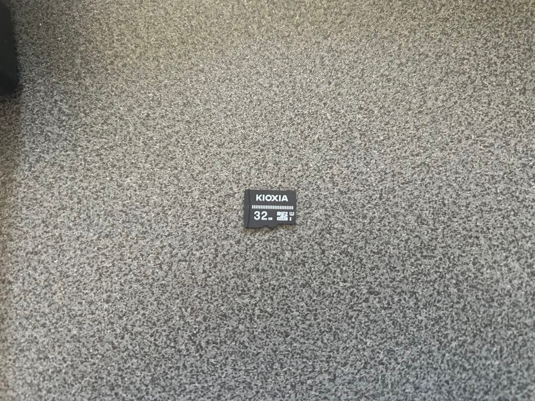 Nintendo Switch 本体 青/赤　プロコン、32GB SDカード付