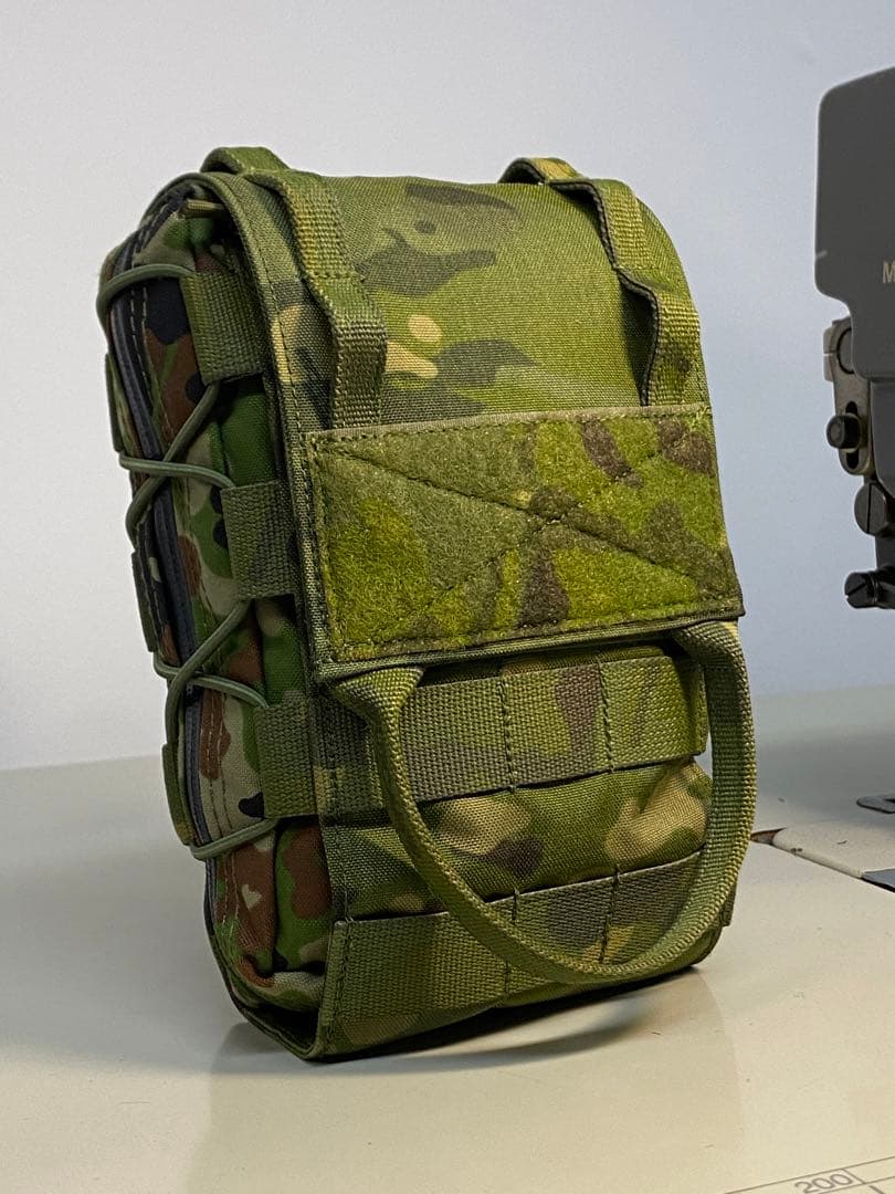 陸自救急品袋 ブローアウトキット マルチカムトロピック個人製作品