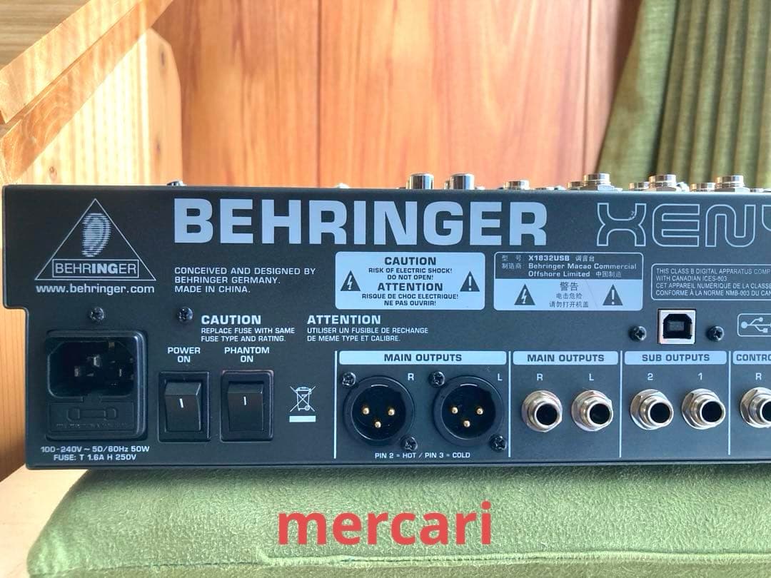 BEHRINGER XENYX X1832 USB 16ch アナログミキサー