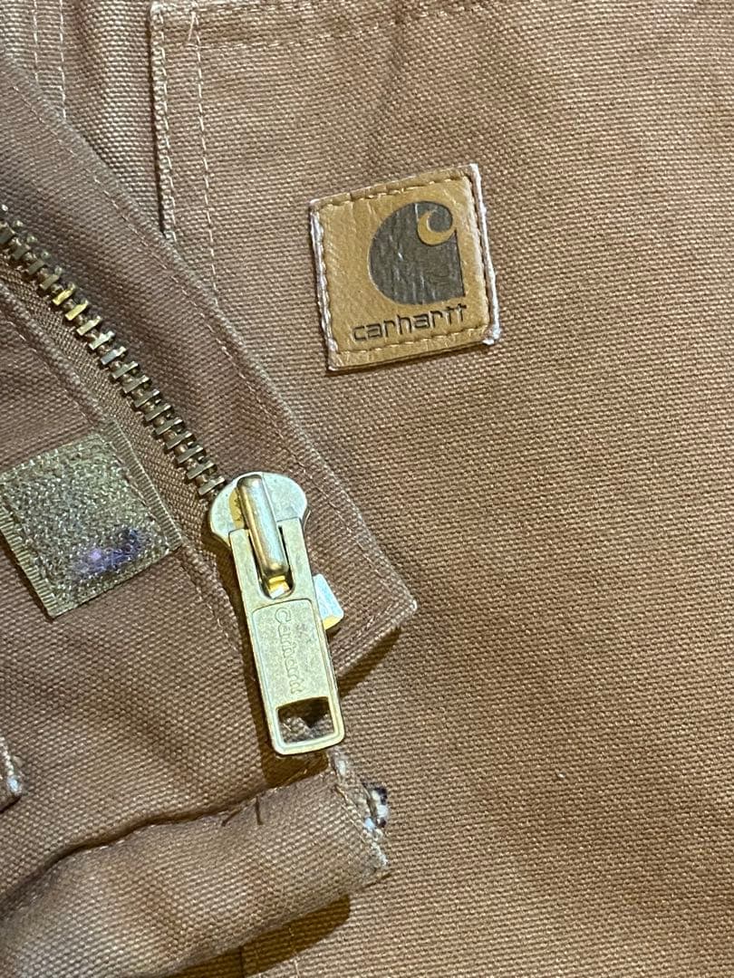 ★年末セール★【Carhartt】ARCTIC J22 BRNトラディショナル