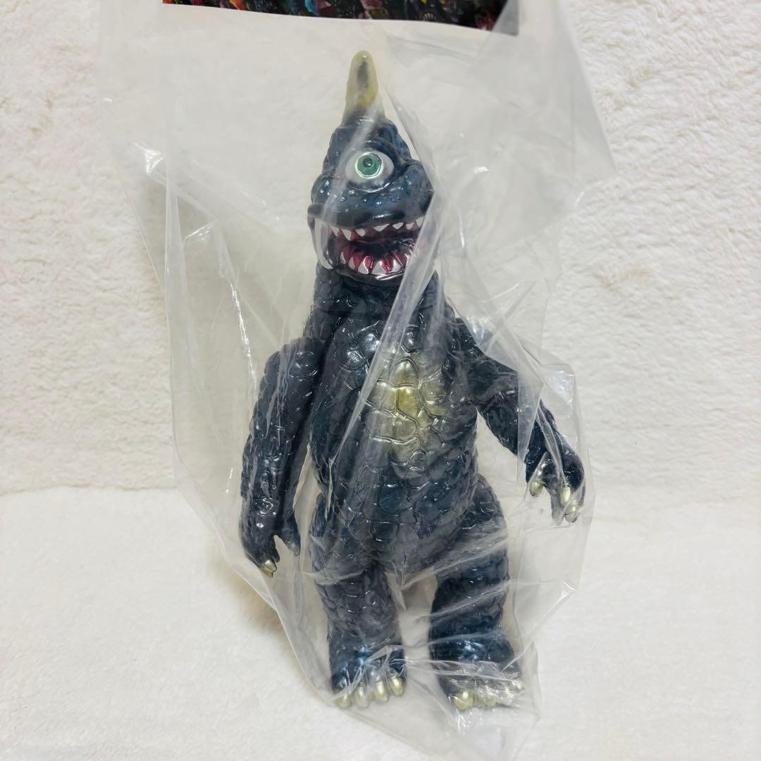 未開封】マーミット ソフビ スカルヘッドバッド ニセザゴラ 黒成型