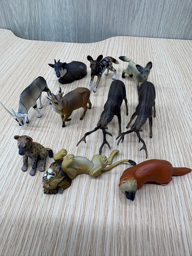 海洋堂込み 動物フィギュア 約40体 まとめ売り リアル造形 - メルカリ