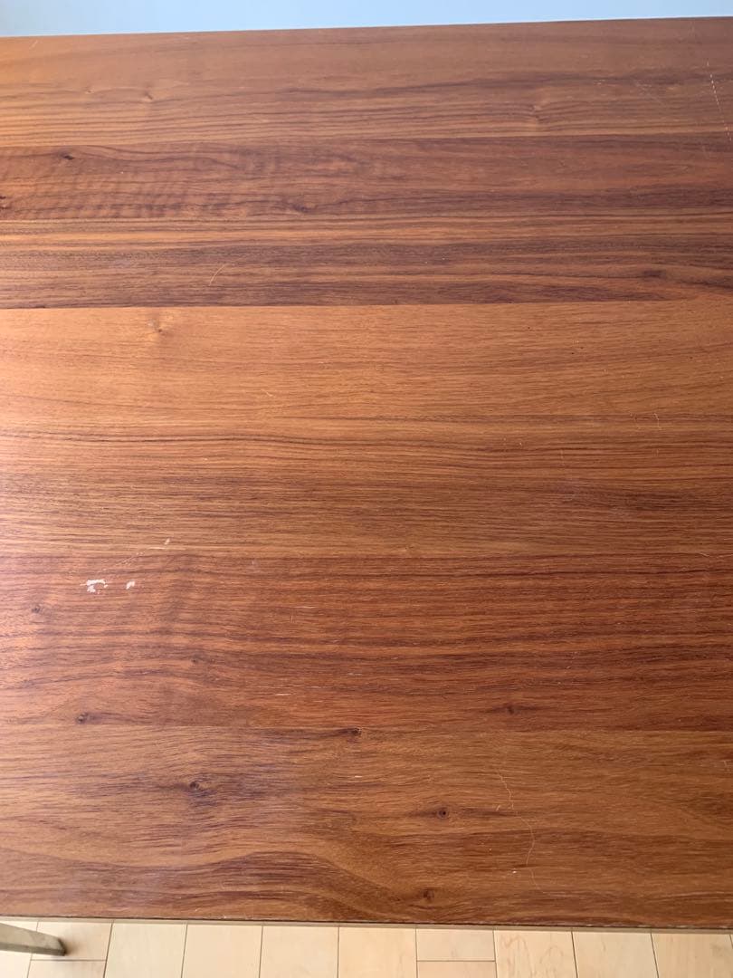 ボーコンセプト　ダイニングテーブル