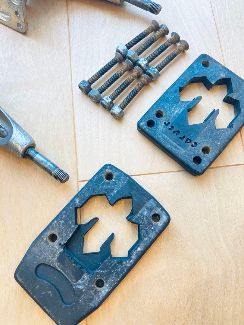 カーバー　C7 トラック　純正