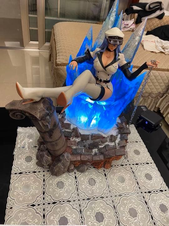 アカメが斬る エスデス フィギュア 良い ガレキ スタチュー 塗装済み