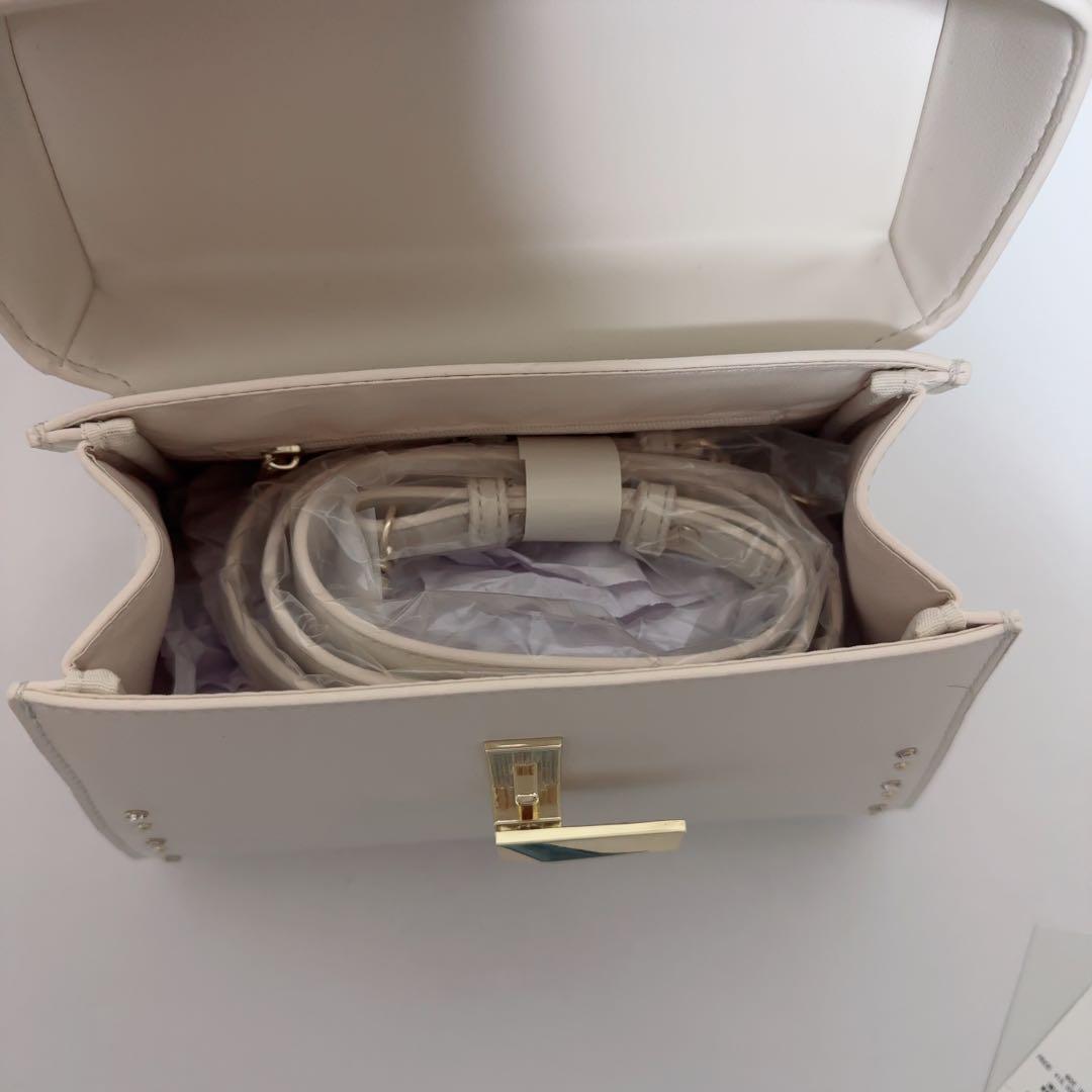 CELFORD　リュタン　ビジュースタッズポシェット（Ｍ）