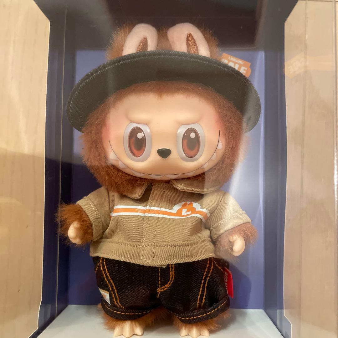 店員ラブブ THE MONSTER Wacky Mart POPUP限定