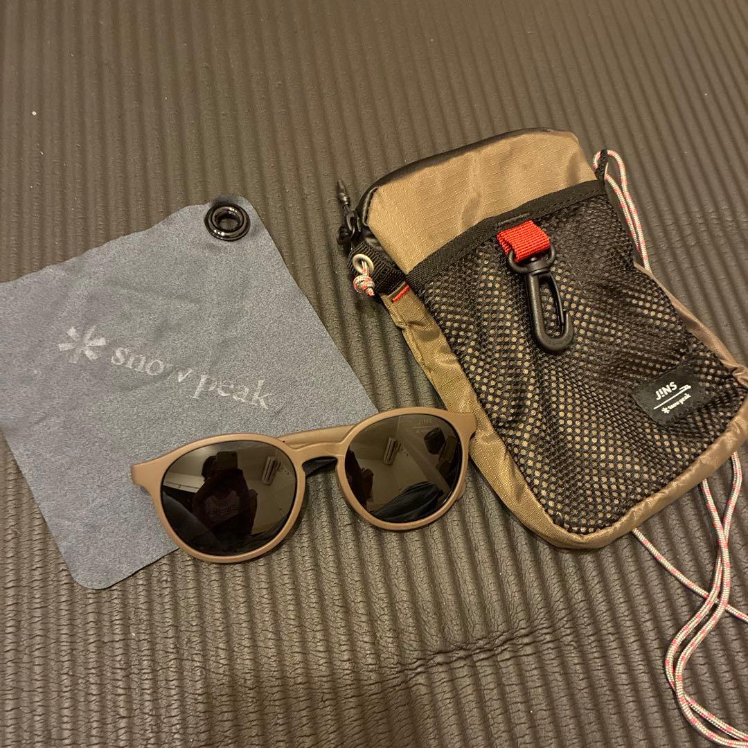 snow peak サングラス ケースとメガネ拭き付き