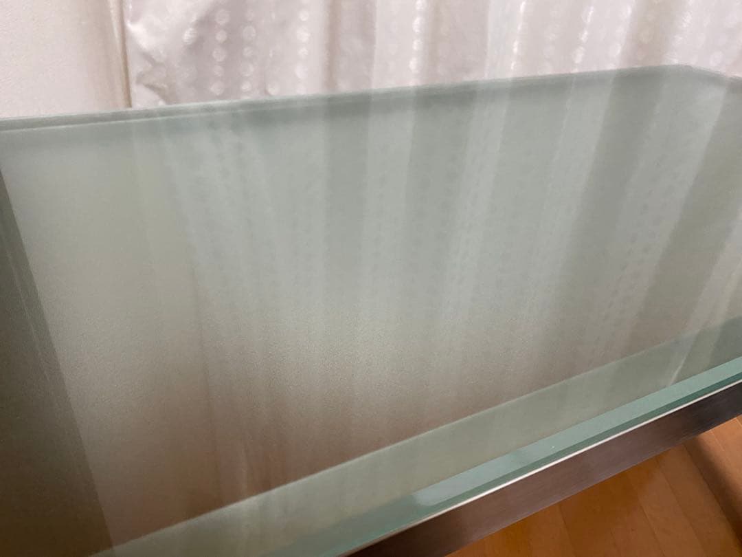 ガラステーブル　8/14まで出品