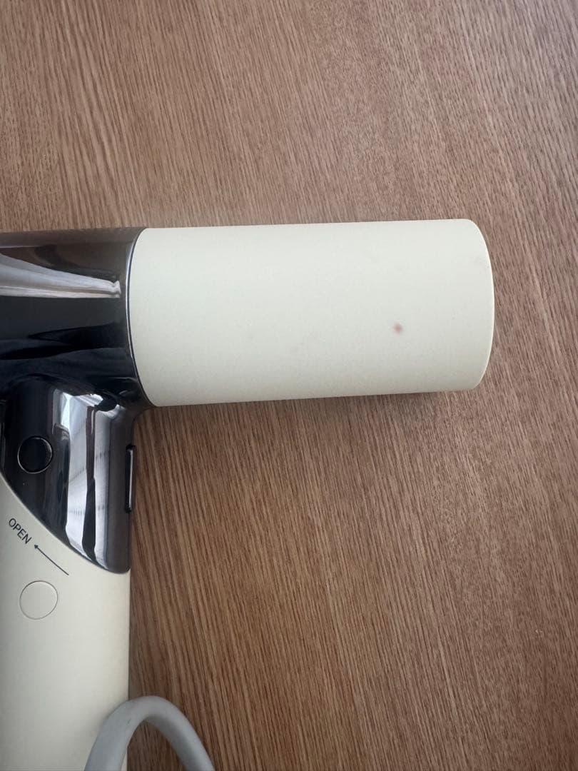 KINUJO 絹女 ヘアドライヤー ホワイト