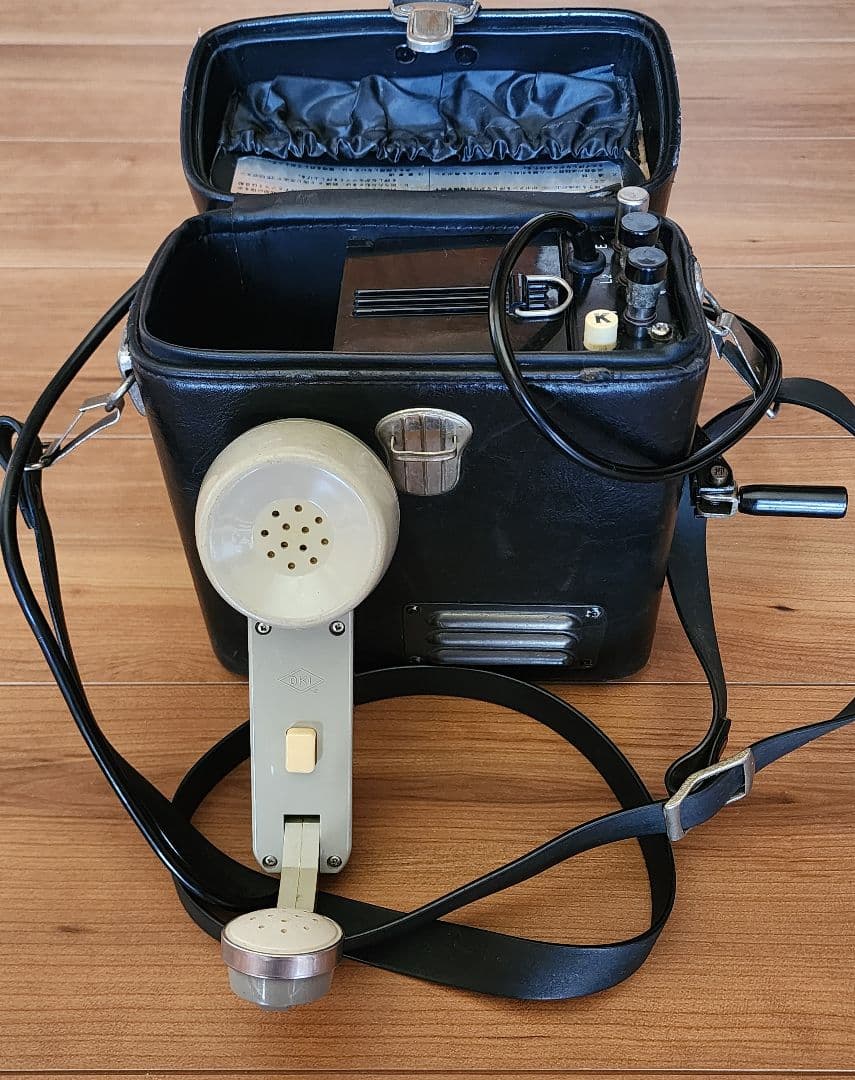 沖電気工業株式会社/携帯電話機（M型） JRS25203-1E