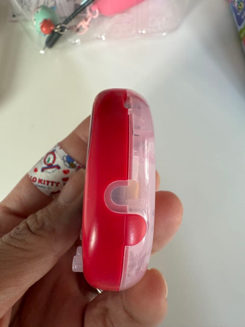 Tamagotchi Uni サンリオ　キティ