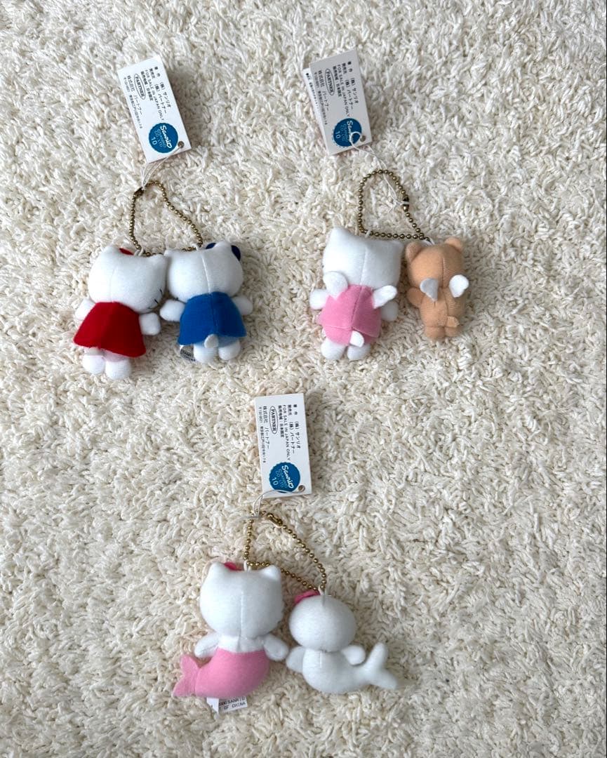 サンリオ　ハローキティ　ツインキーチェーン　ぬいぐるみ　マスコット