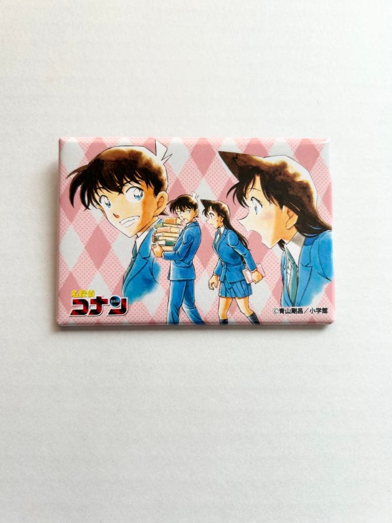 名探偵コナン スクエア缶バッジ 工藤新一 毛利蘭 - メルカリ