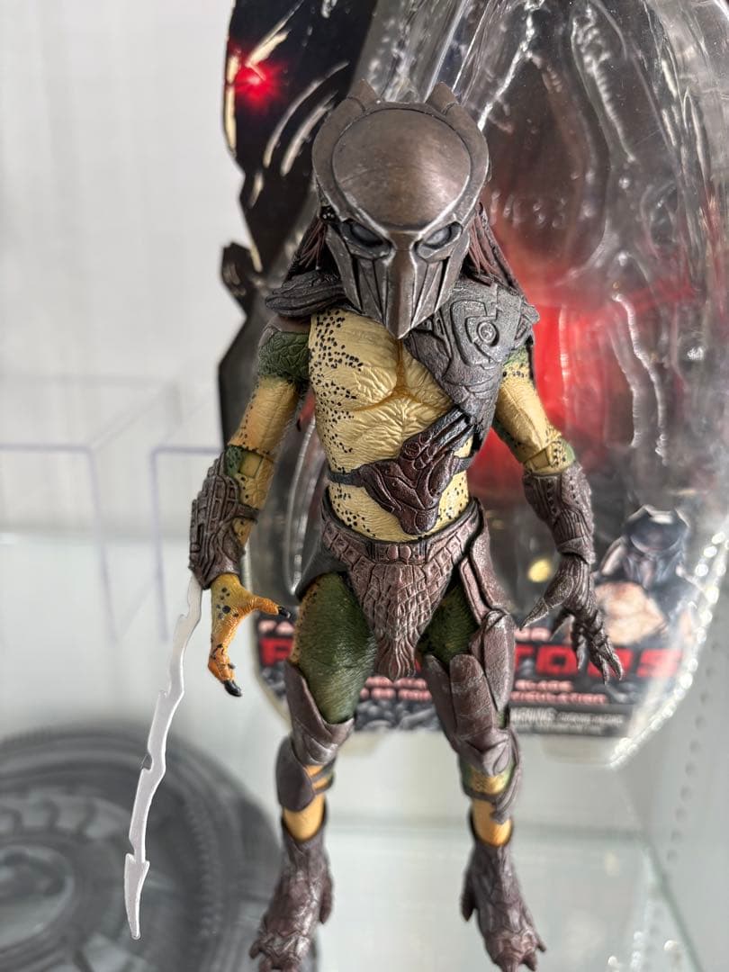 ネカ　プレデターズ　ファルコナープレデター