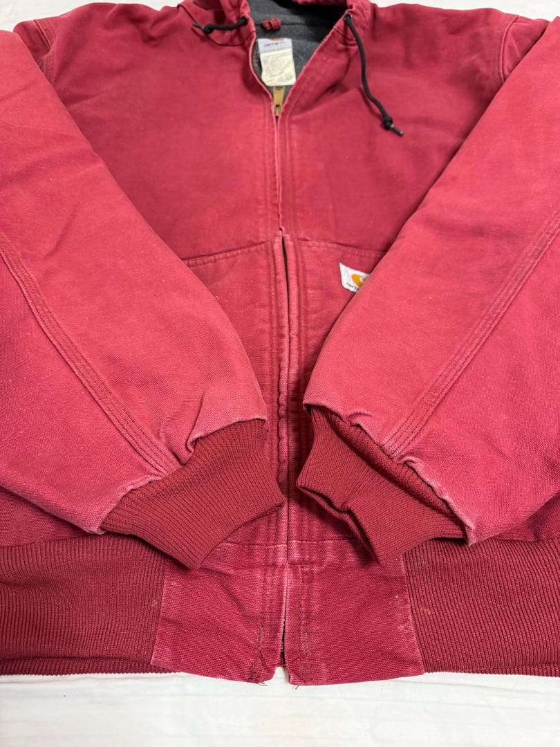 Carhartt カーハートアクティブジャケット赤色