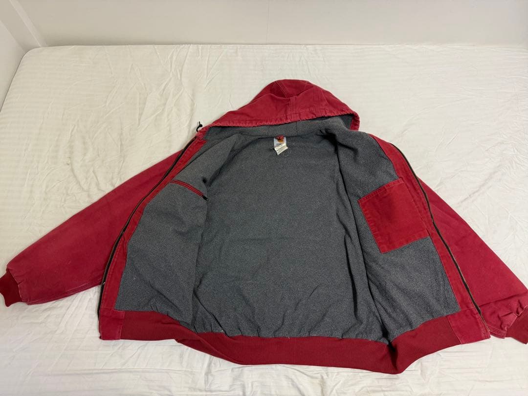 Carhartt カーハートアクティブジャケット赤色