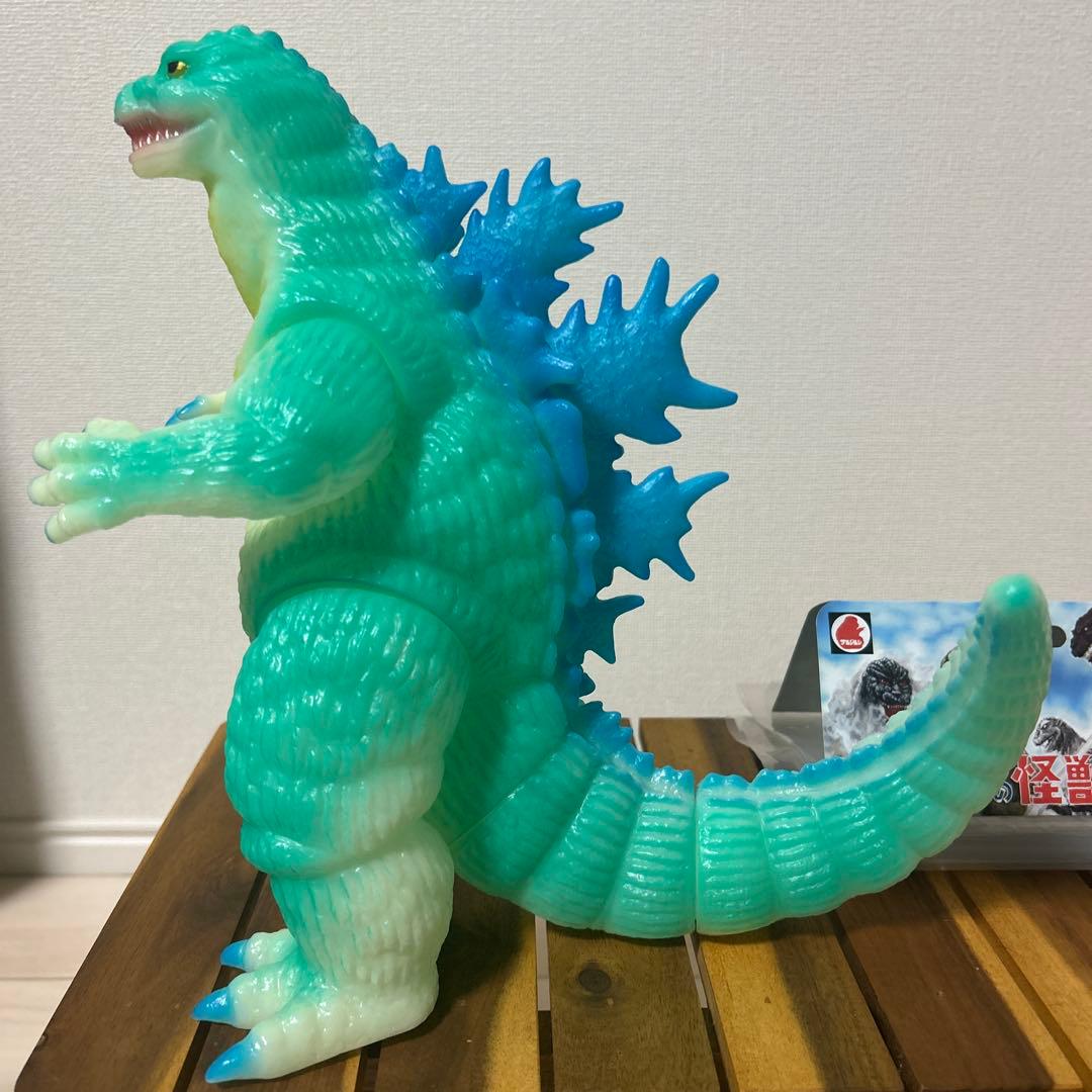 600体限定【海外限定品】【日本未発売】MONDO メカゴジラ ソフビ