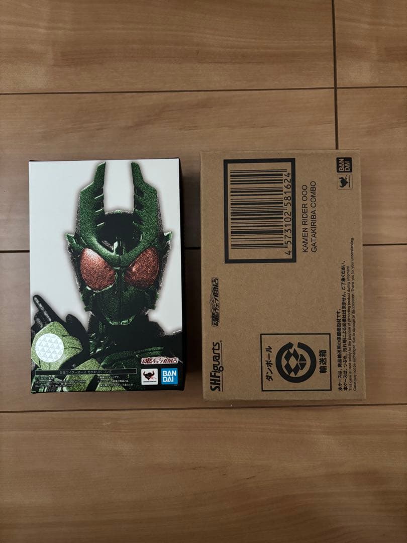 S.H.Figuarts真骨彫 仮面ライダーオーズ ガタキリバコンボ