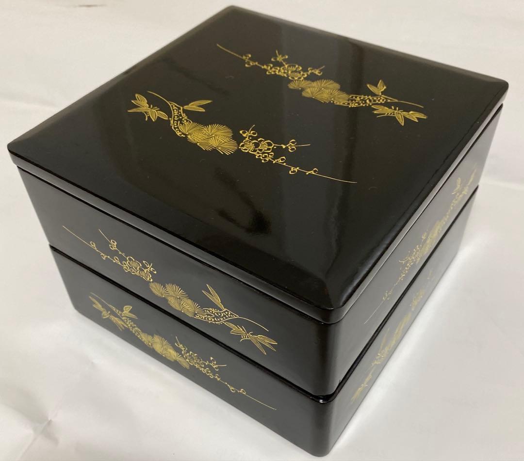 新品未使用　二段重漆器　松竹梅金色装飾　沈金