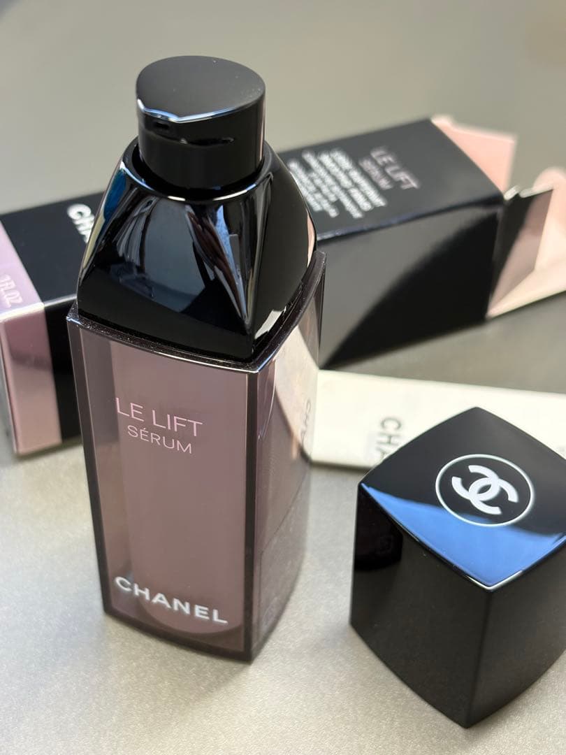 【新品，未使用】CHANEL✨LE LIFT SERUM✨30ml✨No1561