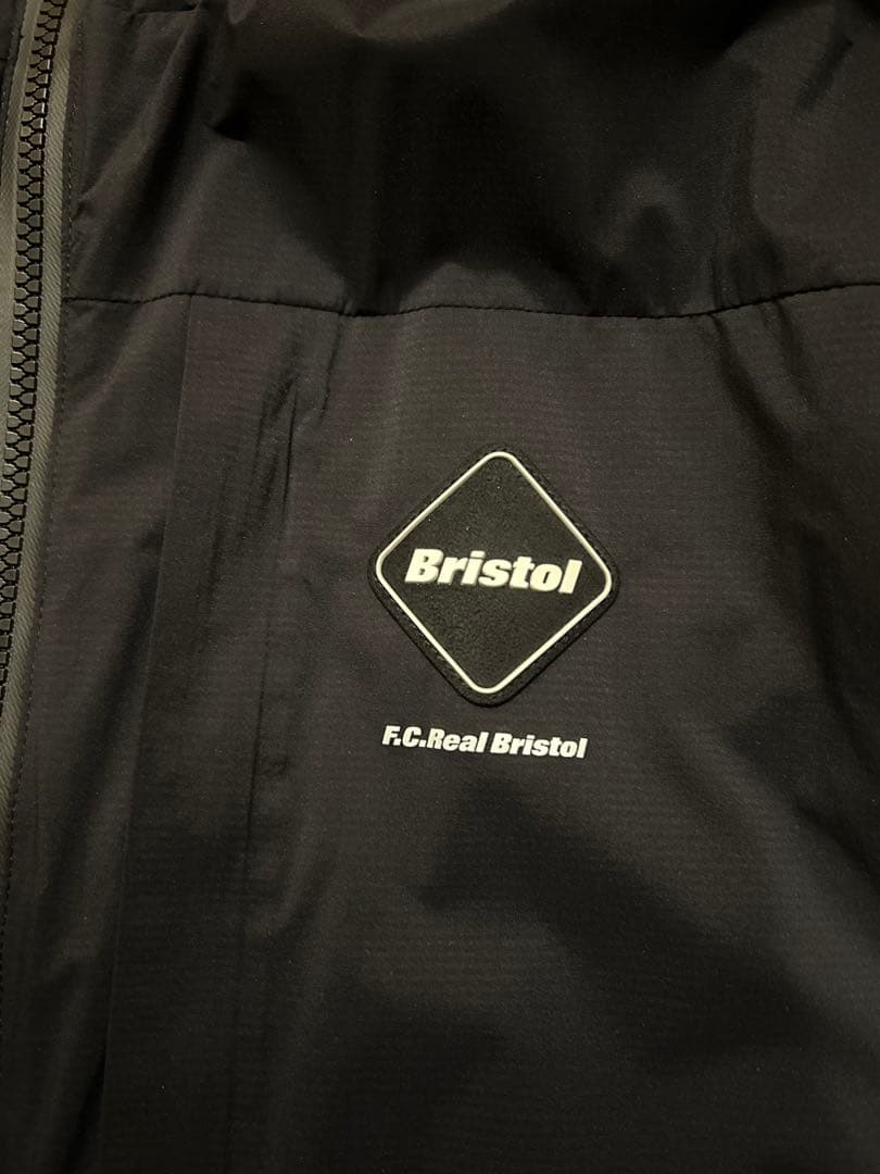 美品 23AW FCRB プリマロフト ジャケット - メルカリ